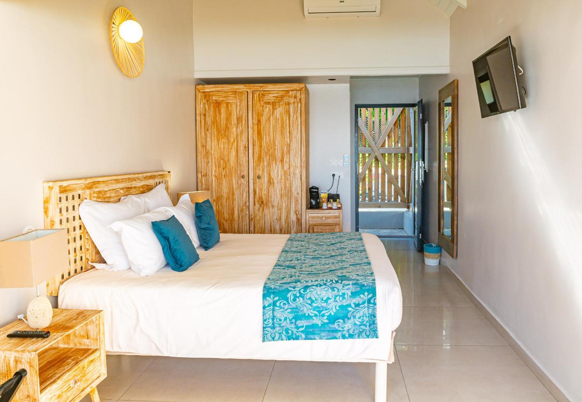 Les Galets Rouges & Hotel 4*